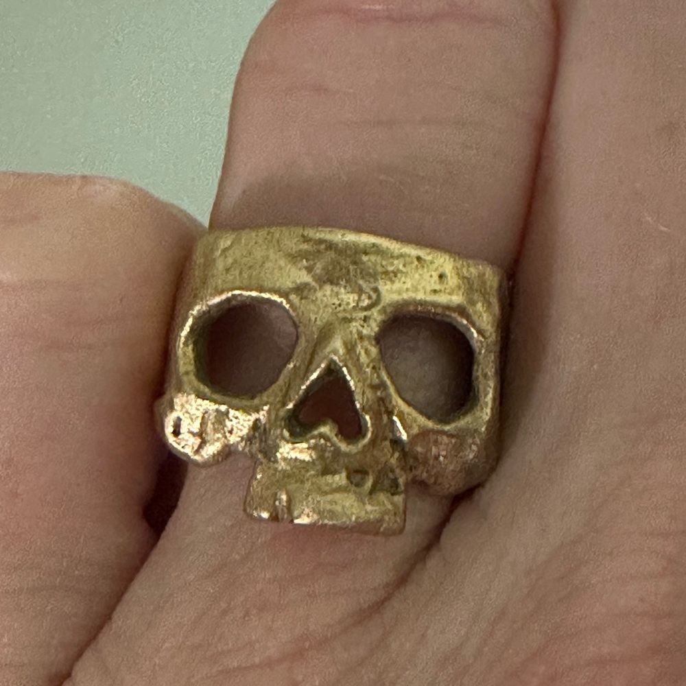 Polly Wales Skull Ring size 6-6.5